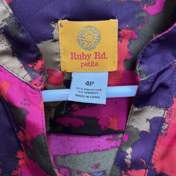 Ruby Rd | Petite Pink Purple Graphic Print Roll Tab Sleeve Button V Neck Top 4P - Picture 4 of 6